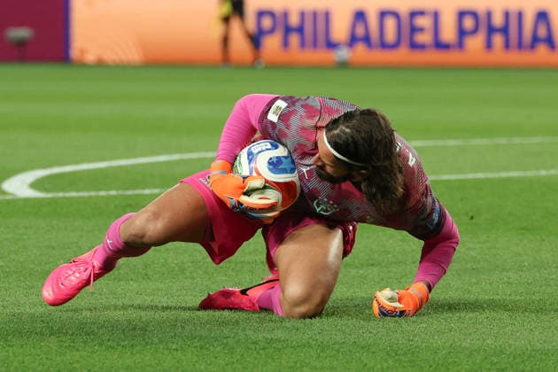 Alisson Becker of Brazil in action during the FIFA World Cup, WM, Weltmeisterschaft, Fussball 2026 group stage C soccer match between Brazil and Haiti at Lincoln Financial Field stadium in Philadelphia, USA, 19 June 2026. FIFA World Cup 2026 - Group C - Brazil vs Haiti !ACHTUNG: NUR REDAKTIONELLE NUTZUNG!  Copyright: xSebastiaoxMoreirax GR6068 20260620-55020652438_1