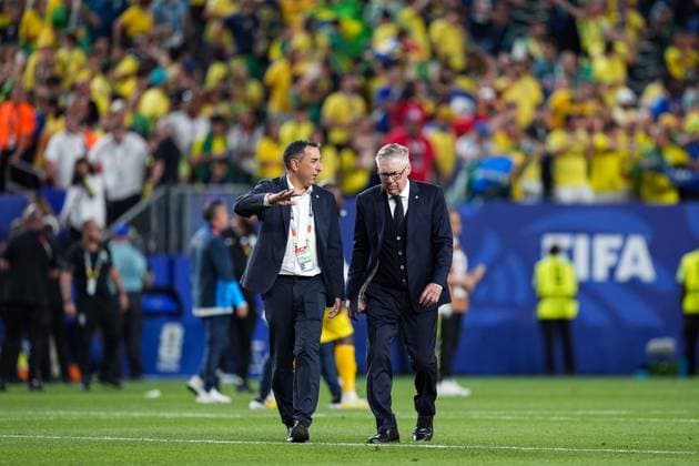 Carlo Ancelotti of Brazil walks back to the changing rooms Brazil v Haiti, 2026 FIFA World Cup, WM, Weltmeisterschaft, Fussball Group C, Football, Philadelphia Stadium, Philadelphia, Pennsylvania, USA - 19 Jun 2026Philadelphia Philadelphia Stadium Pennsylvania (PA) United States of America  Copyright: xIsmaelxAdnan Shutterstockx 16936842er