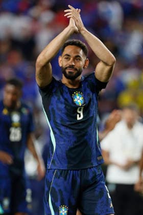 Brazil v Haiti: Group C - FIFA World Cup, WM, Weltmeisterschaft, Fussball 2026 Matheus Cunha of Brazil applauds the fans after winning the FIFA World Cup 2026 Group C match between Brazil and Haiti at Philadelphia Stadium on June 19, 2026 in Philadelphia, United States. Philadelphia Philadelphia Stadium PA United States Copyright: xAllstarxPicturexLibraryxLtdx