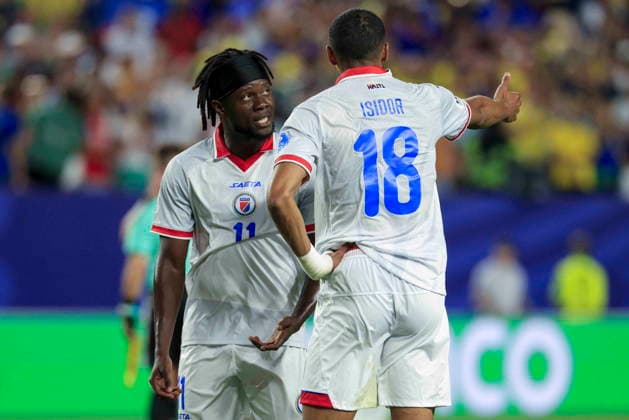 FIFA World Cup, WM, Weltmeisterschaft, Fussball 2026 - Group C - Brazil vs Haiti Haiti forwards Louicius Don Deedson (L) and Wilson Isidor (R) talk after the FIFA World Cup 2026 group stage match between Haiti and Brazil, Philadelphia, USA, 19 June 2026. PHILADELPHIA PENNSYLVANIA UNITED STATES  Copyright: xSHAWNxTHEWx