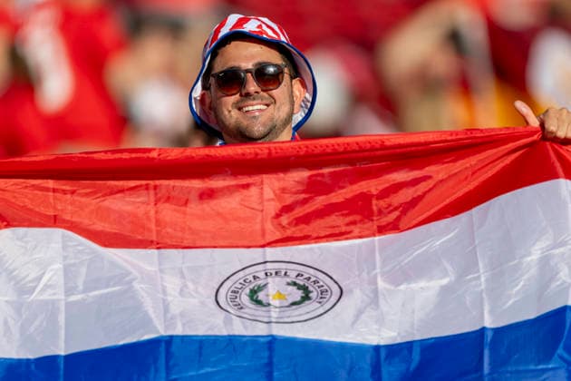 SANTA CLARA, CA - JUNE 19: A Paraguay fan before the FIFA World Cup, WM, Weltmeisterschaft, Fussball 2026 Group D match between Turkiye and Paraguay on June 19, 2026 at San Francisco Bay Area Stadium in Santa Clara, CA. (Photo by Bob Kupbens Icon Sportswire) SOCCER: JUN 19 FIFA World Cup 26 Group D - Turkiye vs Paraguay EDITORIAL USE ONLY Icon260619005