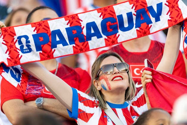 SANTA CLARA, CA - JUNE 19: A Paraguay fan before the FIFA World Cup, WM, Weltmeisterschaft, Fussball 2026 Group D match between Turkiye and Paraguay on June 19, 2026 at San Francisco Bay Area Stadium in Santa Clara, CA. (Photo by Bob Kupbens Icon Sportswire) SOCCER: JUN 19 FIFA World Cup 26 Group D - Turkiye vs Paraguay EDITORIAL USE ONLY Icon260619007