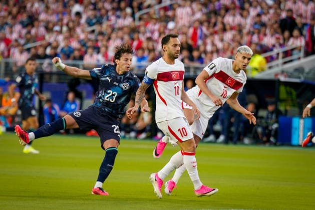 USA: Fußball FIFA World Cup, WM, Weltmeisterschaft, Fussball 2026 Gruppenphase Gruppe D Türkei vs Paraguay Levi™s Stadium (Santa Clara, San Francisco Bay Area, Santa Clara County, Kalifornien): Tor und Torjubel zum 1:0 durch Mathias Villasanti Mathias Villasanti (Paraguay, 23) Freude, Emotionen, Jubel *** USA Soccer 2026 FIFA World Cup Group Stage Group D Turkey vs. Paraguay Levi’s Stadium, Santa Clara, San Francisco Bay Area, Santa Clara County, California Goal and goal celebration for the 1–0 score by Mathias Villasanti Mathias Villasanti, Paraguay, 23 Joy, emotion, celebration,detected_source_language Copyright: xJOERANxSTEINSIEKx