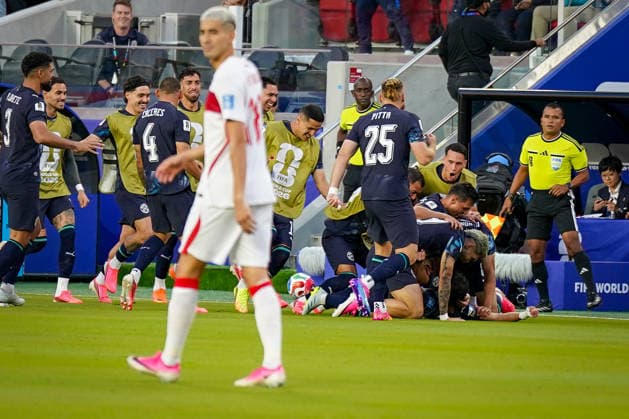 USA: Fußball FIFA World Cup, WM, Weltmeisterschaft, Fussball 2026 Gruppenphase Gruppe D Türkei vs Paraguay Levi™s Stadium (Santa Clara, San Francisco Bay Area, Santa Clara County, Kalifornien): Tor und Torjubel zum 1:0 durch Mathias Villasanti Mathias Villasanti (Paraguay, 23) Freude, Emotionen, Jubel *** USA Soccer 2026 FIFA World Cup Group Stage Group D Turkey vs. Paraguay Levi’s Stadium, Santa Clara, San Francisco Bay Area, Santa Clara County, California Goal and goal celebration for the 1–0 score by Mathias Villasanti Mathias Villasanti, Paraguay, 23 Joy, emotion, celebration,detected_source_language Copyright: xJOERANxSTEINSIEKx