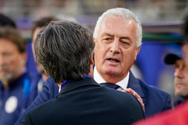 USA: Fußball FIFA World Cup, WM, Weltmeisterschaft, Fussball 2026 Gruppenphase Gruppe D Türkei vs Paraguay Levi™s Stadium (Santa Clara, San Francisco Bay Area, Santa Clara County, Kalifornien): Vincenzo MONTELLA (Turkey Trainer) Gustavo Alfaro (Trainer, Paraguay) *** USA Soccer 2026 FIFA World Cup Group Stage Group D Turkey vs. Paraguay Levi’s Stadium, Santa Clara, San Francisco Bay Area, Santa Clara County, California Vincenzo MONTELLA, Turkey Coach; Gustavo Alfaro, Paraguay Coach,detected_source_language Copyright: xJOERANxSTEINSIEKx