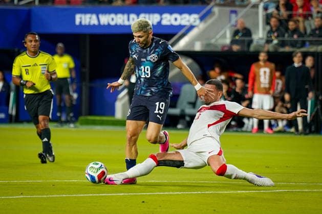USA: Fußball FIFA World Cup, WM, Weltmeisterschaft, Fussball 2026 Gruppenphase Gruppe D Türkei vs Paraguay Levi™s Stadium (Santa Clara, San Francisco Bay Area, Santa Clara County, Kalifornien): Agustin Sandez Agustin Sandez (Paraguay, 19) Merih DEMÄ°RAL Merih DEMIRAL (Turkey 3) *** USA Soccer 2026 FIFA World Cup Group Stage Group D Turkey vs. Paraguay Levi’s Stadium Santa Clara, San Francisco Bay Area, Santa Clara County, California Agustin Sandez Agustin Sandez Paraguay, 19 Merih DEMIRAL Merih DEMIRAL Turkey 3,detected_source_language Copyright: xJOERANxSTEINSIEKx