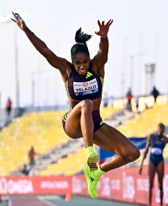 Doha Diamond League 2026 Davisleydi Velazco of Cuba competes in the women s triple jump final at the Diamond League Doha Meeting 2026 competition at Suheim Bin Hamad Stadium in Doha, Qatar, on May 19, 2026. DOHA Qatar Copyright: xNOUSHADx