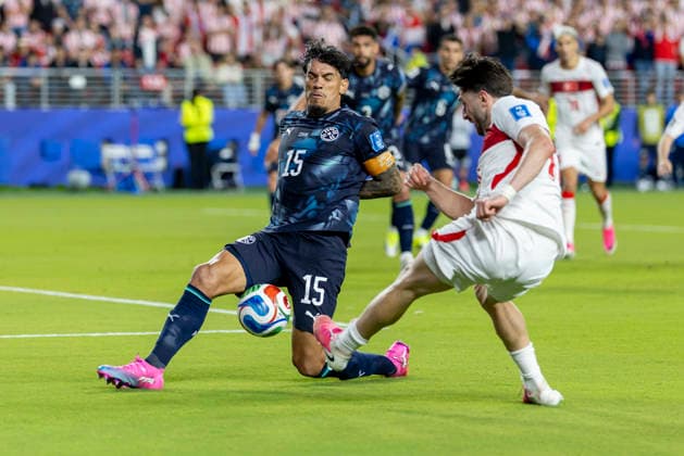 SANTA CLARA, CA - JUNE 19: Gustavo Gomez 15 of Paraguay blocks a shot by Ismail Yuksek 16 of Turkiye during the FIFA World Cup, WM, Weltmeisterschaft, Fussball 2026 Group D match between Turkiye and Paraguay on June 19, 2026 at San Francisco Bay Area Stadium in Santa Clara, CA. (Photo by Bob Kupbens Icon Sportswire) SOCCER: JUN 19 FIFA World Cup 26 Group D - Turkiye vs Paraguay EDITORIAL USE ONLY Icon260619029