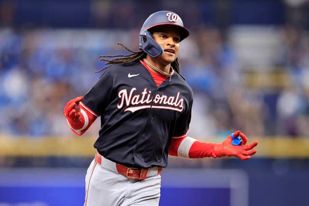 June 19, 2026, St. Petersburg, Florida, USA: Washington Nationals shortstop CJ Abrams (5) homers to center field during an MLB, Baseball Herren, USA game against the Tampa Bay Rays on June 19, 2026 at Tropicana Field. The Rays beat the Nationals 5-2. St. Petersburg USA - ZUMAh180 20260619_zsp_h180_008 Copyright: xKimxHukarix