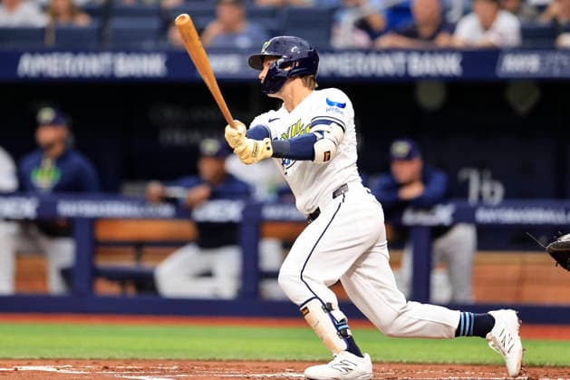 June 19, 2026, St. Petersburg, Florida, USA: Tampa Bay Rays right fielder Jonny DeLuca (21) flies out to Washington Nationals center fielder Jacob Young (30) during an MLB, Baseball Herren, USA game on June 19, 2026 at Tropicana Field. The Rays beat the Nationals 5-2. St. Petersburg USA - ZUMAh180 20260619_zsp_h180_010 Copyright: xKimxHukarix