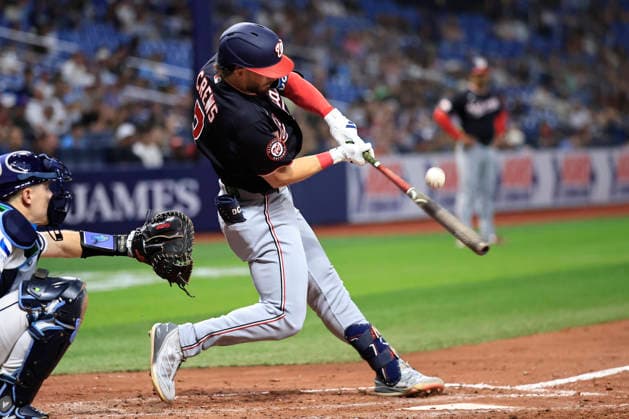 June 19, 2026, St. Petersburg, Florida, USA: Washington Nationals right fielder Dylan Crews (3) fouls off a pitch during an MLB, Baseball Herren, USA game against the Tampa Bay Rays on June 19, 2026 at Tropicana Field. The Rays beat the Nationals 5-2. St. Petersburg USA - ZUMAh180 20260619_zsp_h180_075 Copyright: xKimxHukarix