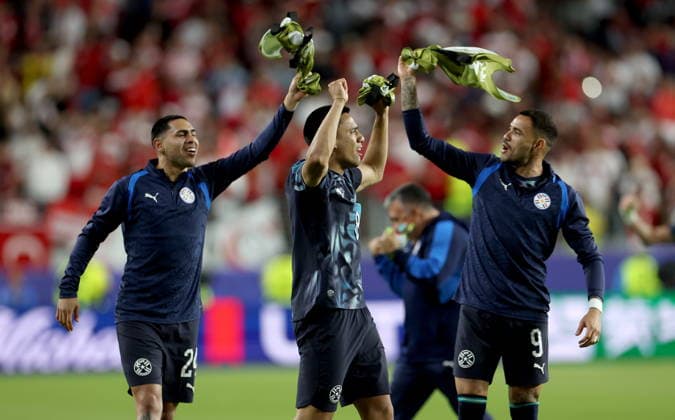 FIFA World Cup, WM, Weltmeisterschaft, Fussball 2026 - Group D - Turkey vs Paraguay Players of Paraguay celebrate after the FIFA World Cup 2026 group stage match Turkey against Paraguay, in San Francisco, USA, 19 June 2026. Paraguay won 1-0. SAN FRANCISCO United States  Copyright: xBENJAMINxFANJOYx
