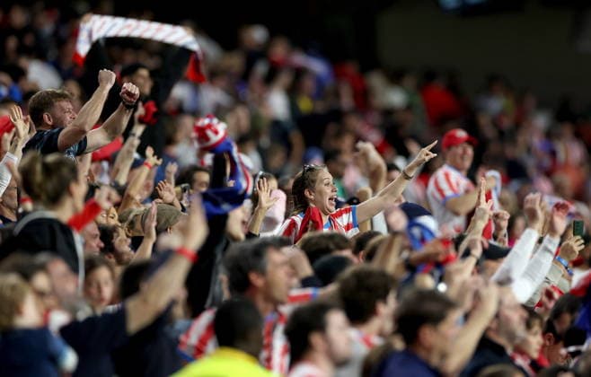 FIFA World Cup, WM, Weltmeisterschaft, Fussball 2026 - Group D - Turkey vs Paraguay Fans of Paraguay celebrate after the FIFA World Cup 2026 group stage match Turkey against Paraguay, in San Francisco, USA, 19 June 2026. Paraguay won 1-0. SAN FRANCISCO United States  Copyright: xBENJAMINxFANJOYx