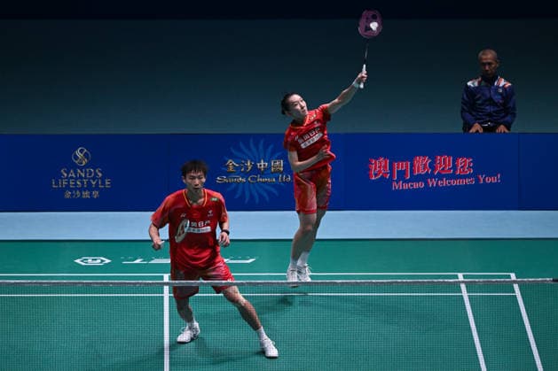 MACAO, CHINA - JUNE 19: Jiang Zhenbang and Wei Yaxin of China compete in the Mixed Doubles Quarterfinal match against Li Hongyi and Huang Kexin of China on day 4 of Macao Open Badminton 2026 at Macao East Asian Games Dome on June 19, 2026 in Macau, China.  Copyright: xVCGx 111649290087