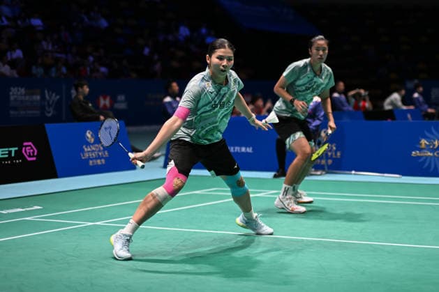 MACAO, CHINA - JUNE 19: Yi En Hsieh and Teng Chun Hsun of Chinese Taipei compete in the Women s Doubles Quarterfinal match against Bao Lijing and Cao Zihan of China on day 4 of Macao Open Badminton 2026 at Macao East Asian Games Dome on June 19, 2026 in Macao, China.  Copyright: xVCGx 111649293717