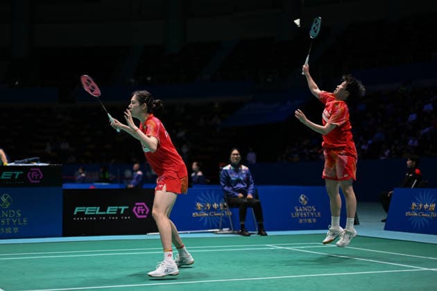 MACAO, CHINA - JUNE 19: Bao Lijing and Cao Zihan of China compete in the Women s Doubles Quarterfinal match against Yi En Hsieh and Teng Chun Hsun of Chinese Taipei on day 4 of Macao Open Badminton 2026 at Macao East Asian Games Dome on June 19, 2026 in Macao, China.  Copyright: xVCGx 111649293711