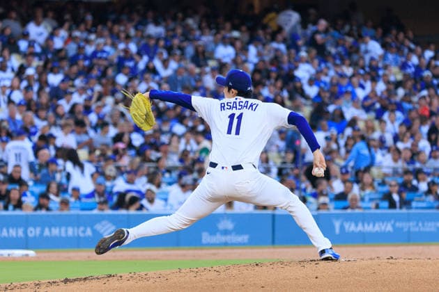 June 19, 2026, Los Angeles, California, USA: Roki Sasaki 11 of the Los Angeles Dodgers during a regular season MLB, Baseball Herren, USA game against the Baltimore Orioles on Friday June 19, 2026 at Dodger Stadium in Los Angeles, California. Dodgers defeat Orioles, 6-5. JAVIER ROJAS PI Los Angeles USA - ZUMAp124 20260619_zaa_p124_014 Copyright: xJavierxRojasx