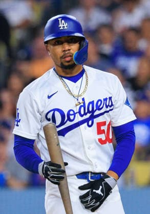 June 19, 2026, Los Angeles, California, USA: Mookie Betts 50 of the Los Angeles Dodgers strikes out during a regular season MLB, Baseball Herren, USA game against the Baltimore Orioles on Friday June 19, 2026 at Dodger Stadium in Los Angeles, California. Dodgers defeat Orioles, 6-5. JAVIER ROJAS PI Los Angeles USA - ZUMAp124 20260619_zaa_p124_028 Copyright: xJavierxRojasx