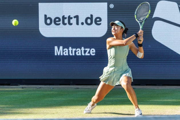 Berlin, 15.06.26, Tennis: VANDA Pharmaceuticals BERLIN TENNIS OPEN 2026 im Steffi-Graf-Stadion. Damen, Einzel. E. Svitolina (UKR) vs A. Eala (PHI). A. Eala retourniert einen Ball. VANDA Pharmaceuticals BERLIN TENNIS OPEN 2026