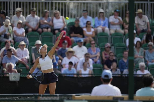 Lexus Nottingham Open - Day Five Nottingham, England 19 Jun 2026 Yuliia Starodubtseva in action during their Quarter Final doubles match at the 2026 Lexus Nottingham Open Women s tennis tournament taking place at the Nottingham Tennis Centre, Nottingham, England. Nottingham Great Britain United Kingdom  Copyright: xOwenxHammondx originalFilename:hammond-2026lexu260619_nprfX.jpg
