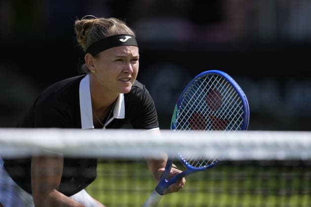 Lexus Nottingham Open - Day Five Nottingham, England 19 Jun 2026 Marie Bouzkova in action during their Quarter Final doubles match at the 2026 Lexus Nottingham Open Women s tennis tournament taking place at the Nottingham Tennis Centre, Nottingham, England. Nottingham Great Britain United Kingdom  Copyright: xOwenxHammondx originalFilename:hammond-2026lexu260619_npqxN.jpg