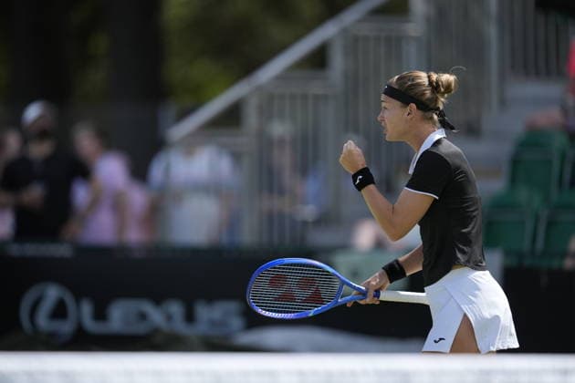 Lexus Nottingham Open - Day Five Nottingham, England 19 Jun 2026 Marie Bouzkova in action during their Quarter Final doubles match at the 2026 Lexus Nottingham Open Women s tennis tournament taking place at the Nottingham Tennis Centre, Nottingham, England. Nottingham Great Britain United Kingdom  Copyright: xOwenxHammondx originalFilename:hammond-2026lexu260619_npXMt.jpg