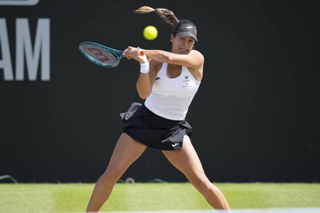 Lexus Nottingham Open - Day Five Nottingham, England 19 Jun 2026 Jessica Bouzas Maneiro in action during their Quarter final Singles match at the 2026 Lexus Nottingham Open Women s tennis tournament taking place at the Nottingham Tennis Centre, Nottingham, England. Nottingham Great Britain United Kingdom  Copyright: xOwenxHammondx originalFilename:hammond-2026lexu260619_npXtC.jpg