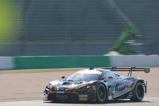 Ben Dörr (D Dörr Motorsport, 25), McLaren 720S GT3 Evo, DTM (German Touring Car Championship) - Round 3 - Qualifying, DEKRA Lausitzring on 20.06.2026. Brandenburg Deutschland Copyright: xO.Frankex