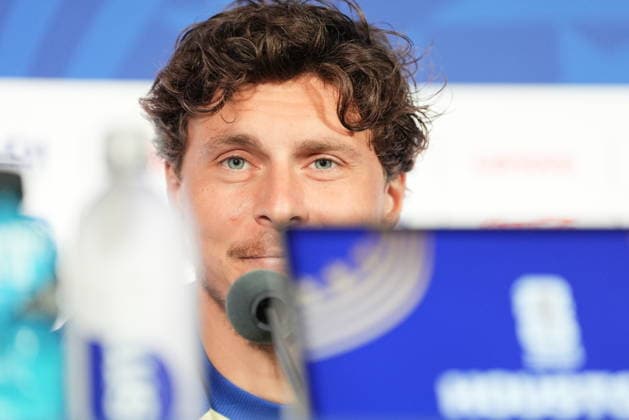 HOUSTON, USA 20260619 national team, Nationalteam captain Graham Potter and team captain Victor Nilsson Lindelöf during a press conference, PK, Pressekonferenz after the men s national team s training session on Friday at Houston Stadium, ahead of the group stage match against the Netherlands in the World Cup. ***The image is included in the SPORTS PACKAGE. For others PAYMENT IMAGE*** HOUSTON USA x9200x *** HOUSTON, USA 20260619 National team captain Graham Potter and team captain Victor Nilsson Lindelöf during a press conference following the men’s national team’s training session on Friday at Houston Stadium, ahead of the group stage match against the Netherlands in the World Cup The image is included in the SPORTS PACKAGE. For others, PAYMENT IMAGE HOUSTON, USA x9200x,detected_source_language  Copyright: xBjörnxLarssonxRosvall TTx WORLD CUP 2026 PRESS CONFERENCE