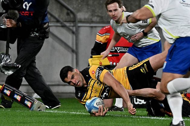 SUPER RUGBY FINAL, Callum Harkin of the Hurricanes scores a try during the Super Rugby Pacific final match between the Wellington Hurricanes and the Waikato Chiefs at Hnry Stadium in Wellington, New Zealand, Saturday, June 20, 2026. ( NO ARCHIVING, EDITORIAL USE ONLY, AUSTRALIA USE ONLY WELLINGTON NEW ZEALAND  Copyright: xMasanorixUdagawax 20260620128616014392