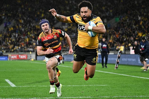 SUPER RUGBY FINAL, Fehi Fineanganofo of the Hurricanes scores a try during the Super Rugby Pacific final match between the Wellington Hurricanes and the Waikato Chiefs at Hnry Stadium in Wellington, New Zealand, Saturday, June 20, 2026. ( NO ARCHIVING, EDITORIAL USE ONLY, AUSTRALIA USE ONLY WELLINGTON NEW ZEALAND  Copyright: xMasanorixUdagawax 20260620177403856659