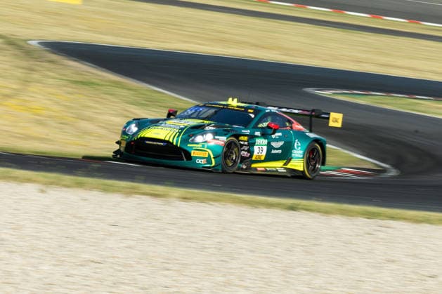 Schipkau, Deutschland 19. - 21. Juni 2026: ADAC GT Masters - 2026 - Lauf 5 - DEKRA Lausitzring - Samstags Qualifikation Im Bild: Jamie Day (GBR) Baudouin Detout (FRA) Comtoyou Racing Lausitzring Sachsen *** Schipkau, Germany, June 19–21, 2026 ADAC GT Masters 2026 Round 5 DEKRA Lausitzring Saturday Qualifying Pictured Copyright: xFotostandx xStiebertx