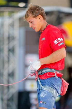 CLIMBING - World Climbing Series INNSBRUCK,AUSTRIA,20.JUN.26 - CLIMBING - World Climbing Series, lead. Image shows Mikel Asier Linacisoro Molina (ESP).  GEPAxpictures xMarkoxVulic