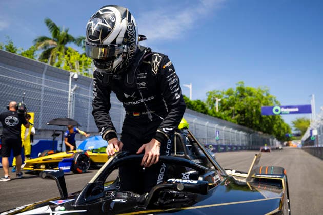 2026 FORMULA E SANYA ePRIX GUNTHER Maximilian (ger), DS Penske, DS E-Tense FE25, portrait during the 2026 Sanya ePrix, 11th round of the 2025-26 ABB FIA Formula E World Championship, WM, Weltmeisterschaft on the Sanya Street Circuit from June 18 to 20, 2026 in Sanya, China - SanyaChina  Copyright: xJULIENxDELFOSSEx