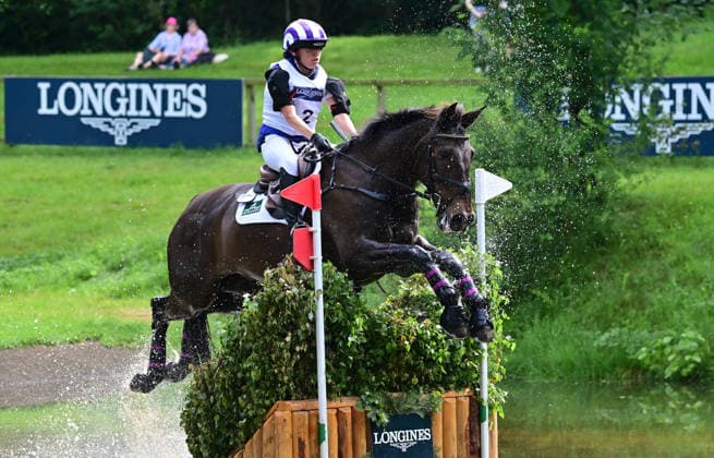 GER; Luhmuehlen 2026 Vielseitigkeit, Gelaendepruefung LONGINES CCI5*-L 20.06.2026, GER; Luhmuehlen 2026, Vielseitigkeit, LONGINES CCI5*-L-Gelaende, im Bild Emma TV Thomas (GBR) auf The Buzz Factor am Longine Teich das Pferd verweigert zweimal und sie muss aufgaben *** GER Luhmuehlen 2026 Eventing, Cross-Country LONGINES CCI5 L June 20, 2026, GER Luhmühlen 2026, Eventing, LONGINES CCI5 L Cross-Country; pictured nordphotoxGmbH xWitke nph00002