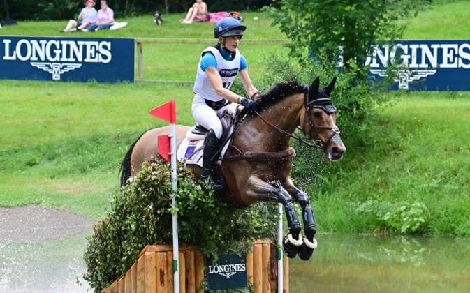 GER; Luhmuehlen 2026 Vielseitigkeit, Gelaendepruefung LONGINES CCI5*-L 20.06.2026, GER; Luhmuehlen 2026, Vielseitigkeit, LONGINES CCI5*-L-Gelaende, im Bild Carolina Harris (GBR) auf D Day am Longine Teich *** GER Luhmuehlen 2026 Eventing, Cross-Country LONGINES CCI5 L June 20, 2026, GER Luhmühlen 2026, Eventing, LONGINES CCI5 L Cross-Country, pictured nordphotoxGmbH xWitke nph00002