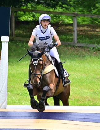 GER; Luhmuehlen 2026 Vielseitigkeit, Gelaendepruefung LONGINES CCI5*-L 20.06.2026, GER; Luhmuehlen 2026, Vielseitigkeit, LONGINES CCI5*-L-Gelaende, im Bild Emily King (GBR) auf Valmy Blats am Longine Teich *** GER Luhmuehlen 2026 Eventing, Cross-Country LONGINES CCI5 L June 20, 2026, GER Luhmühlen 2026, Eventing, LONGINES CCI5 L Cross-Country, pictured nordphotoxGmbH xWitke nph00002
