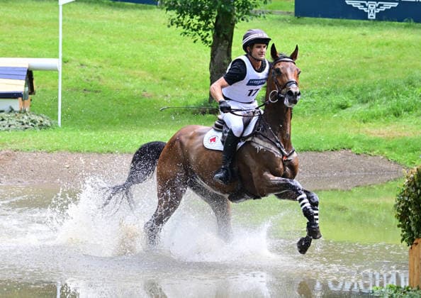 GER; Luhmuehlen 2026 Vielseitigkeit, Gelaendepruefung LONGINES CCI5*-L 20.06.2026, GER; Luhmuehlen 2026, Vielseitigkeit, LONGINES CCI5*-L-Gelaende, im Bild James Avery (NZL) auf Dallas 13 am Longine Teich *** GER Luhmuehlen 2026 Eventing, Cross-Country LONGINES CCI5 L June 20, 2026, GER Luhmuehlen 2026, Eventing, LONGINES CCI5 L Cross-Country, pictured nordphotoxGmbH xWitke nph00002