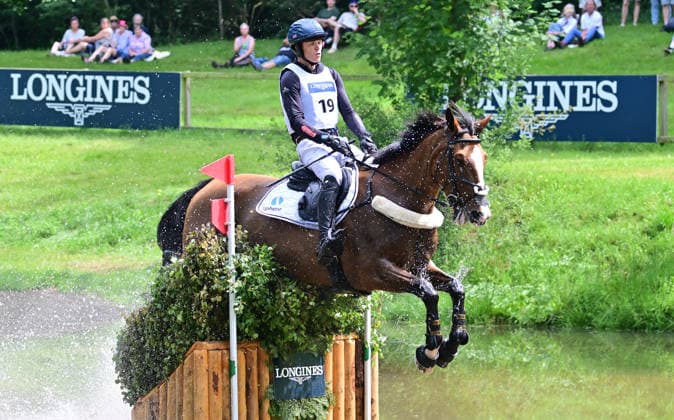 GER; Luhmuehlen 2026 Vielseitigkeit, Gelaendepruefung LONGINES CCI5*-L 20.06.2026, GER; Luhmuehlen 2026, Vielseitigkeit, LONGINES CCI5*-L-Gelaende, im Bild Sam Ecroyd (GBR) auf Mister Big Ears am Longine Teich *** GER Luhmuehlen 2026 Eventing, Cross-Country LONGINES CCI5 L June 20, 2026, GER Luhmühlen 2026, Eventing, LONGINES CCI5 L Cross-Country; pictured nordphotoxGmbH xWitke nph00002