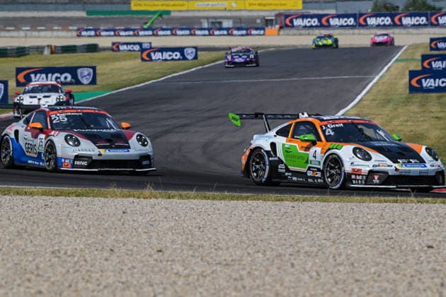 Porsche Sixt Carrera Cup Deutschland, Dekra Lausitzring 2026 20.06.2026 ab 9.00 Uhr Schipkau OT Klettwitz, Dekra Lausitzring Im Foto: 25 Wouter Boerekamps (NL) Team GP Elite, 04 Jonas Greif (D) GP Elite Porsche Sixt Carrera Cup Deutschland, Dekra Lausitzring 2026 Schipkau OT Klettwitz Brandenburg Deutschland *** Porsche Sixt Carrera Cup Germany, Dekra Lausitzring 2026, June 20, 2026, starting at 9 Copyright: xEHLxMedia MichelxKöhlerx 20262006-Porsche Carrera Cup 1 Rennen- Dekra-Lausitzring_025