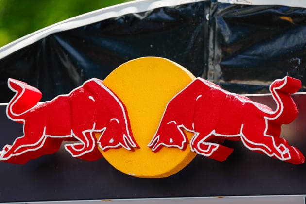 CLIMBING - World Climbing Series INNSBRUCK,AUSTRIA,20.JUN.26 - CLIMBING - World Climbing Series, lead. Image shows a feature with a logo.  GEPAxpictures xMarkoxVulic