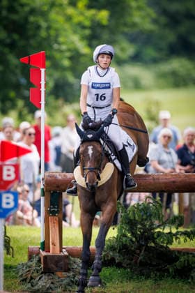 LUHMÜHLEN - Longines Horse Trail 2026, LUHMÜHLEN - Longines Horse Trail 2026 KING Emily (GBR), Valmy Biats CCI5*-L Gelände Cross Country Luhmühlen, Turniergelände 20. June 2026 - *** LUHMÜHLEN Longines Horse Trail 2026, LUHMÜHLEN Longines Horse Trail 2026 KING Emily GBR, Valmy Biats CCI5 L Cross Country Luhmühlen, Competition Grounds, June 20, 2026,detected_source_language