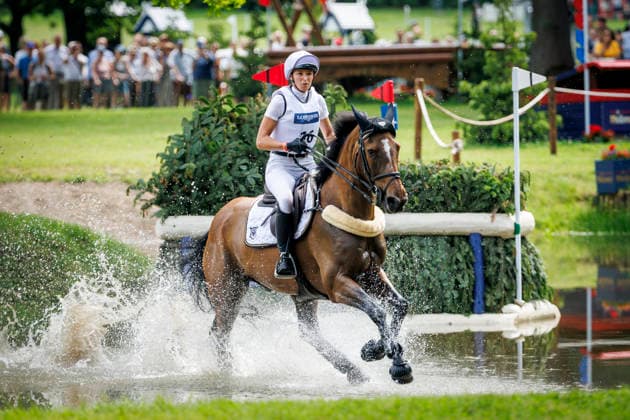 LUHMÜHLEN - Longines Horse Trail 2026, LUHMÜHLEN - Longines Horse Trail 2026 KING Emily (GBR), Valmy Biats CCI5*-L Gelände Cross Country Luhmühlen, Turniergelände 20. June 2026 - *** LUHMÜHLEN Longines Horse Trail 2026, LUHMÜHLEN Longines Horse Trail 2026 KING Emily GBR, Valmy Biats CCI5 L Cross Country Luhmühlen, Competition Grounds, June 20, 2026,detected_source_language