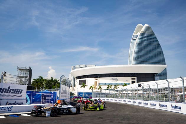 2026 FORMULA E SANYA ePRIX 09 EVANS Mitch (nzl), Jaguar TCS Racing, Jaguar I-Type 7, action during the 2026 Sanya ePrix, 11th round of the 2025-26 ABB FIA Formula E World Championship, WM, Weltmeisterschaft on the Sanya Street Circuit from June 18 to 20, 2026 in Sanya, China - SanyaChina  Copyright: xJULIENxDELFOSSEx