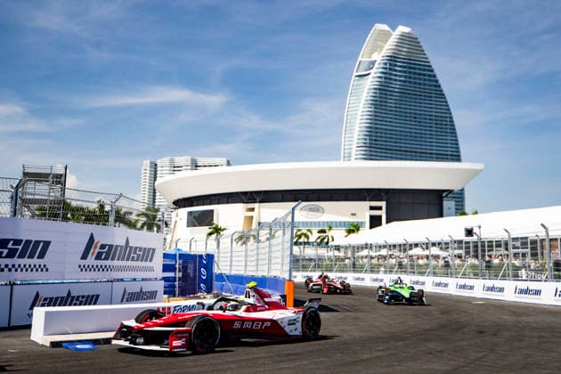 2026 FORMULA E SANYA ePRIX 01 ROWLAND Oliver (gbr), Nissan Formula E Team, Nissan e-4ORCE 05, action during the 2026 Sanya ePrix, 11th round of the 2025-26 ABB FIA Formula E World Championship, WM, Weltmeisterschaft on the Sanya Street Circuit from June 18 to 20, 2026 in Sanya, China - SanyaChina  Copyright: xJULIENxDELFOSSEx