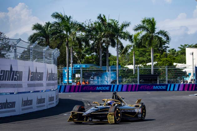 2026 FORMULA E SANYA ePRIX 77 BARNARD Taylor (gbr), DS Penske, DS E-Tense FE25, action during the 2026 Sanya ePrix, 11th round of the 2025-26 ABB FIA Formula E World Championship, WM, Weltmeisterschaft on the Sanya Street Circuit from June 18 to 20, 2026 in Sanya, China - SanyaChina  Copyright: xJULIENxDELFOSSEx