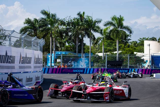 2026 FORMULA E SANYA ePRIX 01 ROWLAND Oliver (gbr), Nissan Formula E Team, Nissan e-4ORCE 05, action during the 2026 Sanya ePrix, 11th round of the 2025-26 ABB FIA Formula E World Championship, WM, Weltmeisterschaft on the Sanya Street Circuit from June 18 to 20, 2026 in Sanya, China - SanyaChina  Copyright: xJULIENxDELFOSSEx