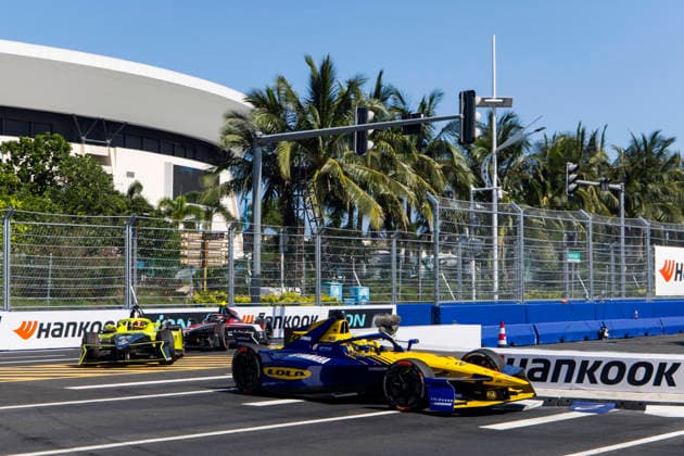 2026 FORMULA E SANYA ePRIX 22 MALONEY Zane (bar), Lola Yamaha ABT Formula E Team, Lola T002, action during the 2026 Sanya ePrix, 11th round of the 2025-26 ABB FIA Formula E World Championship, WM, Weltmeisterschaft on the Sanya Street Circuit from June 18 to 20, 2026 in Sanya, China - SanyaChina  Copyright: xJULIENxDELFOSSEx