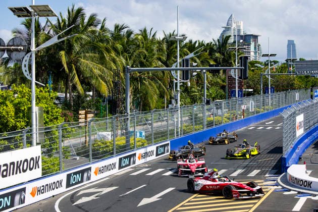 2026 FORMULA E SANYA ePRIX 01 ROWLAND Oliver (gbr), Nissan Formula E Team, Nissan e-4ORCE 05, action during the 2026 Sanya ePrix, 11th round of the 2025-26 ABB FIA Formula E World Championship, WM, Weltmeisterschaft on the Sanya Street Circuit from June 18 to 20, 2026 in Sanya, China - SanyaChina  Copyright: xJULIENxDELFOSSEx