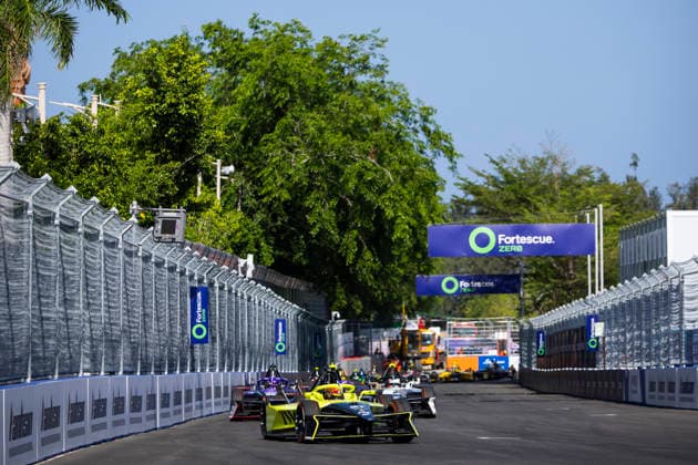 2026 FORMULA E SANYA ePRIX 27 DENNIS Jake (gbr), Andretti Formula E, Porsche 99X Electric, action during the 2026 Sanya ePrix, 11th round of the 2025-26 ABB FIA Formula E World Championship, WM, Weltmeisterschaft on the Sanya Street Circuit from June 18 to 20, 2026 in Sanya, China - SanyaChina  Copyright: xJULIENxDELFOSSEx
